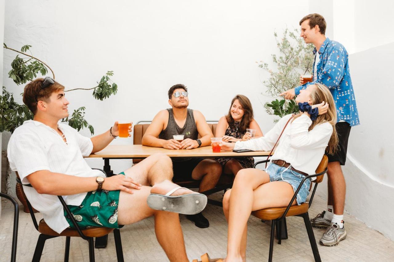 Hostel Backpackers *